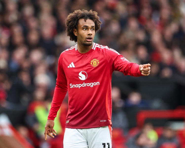 记者：曼联可能冬窗外租齐尔克泽，埃弗顿西汉姆帕尔马等队有意